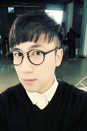 Photo of Lee Hyun from the Latest Netflix gallery
