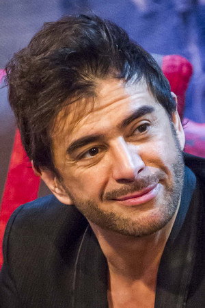 Photo of Sagvan Tofi from the Latest Netflix gallery