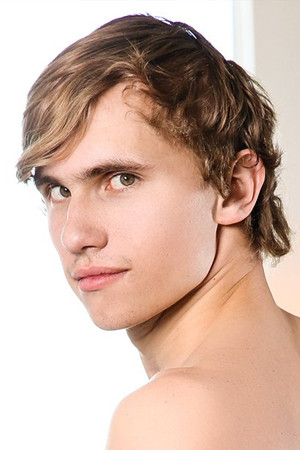 Photo of Darron Bluu from the Latest Netflix gallery