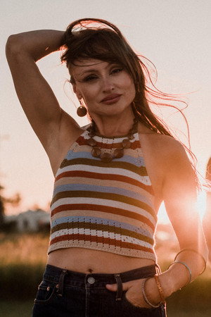 Photo of Mackenzie Leigh from the Latest Netflix gallery