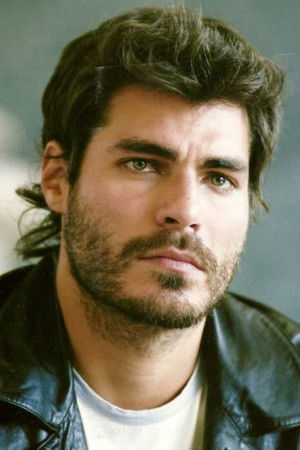 Thiago Lacerda photo