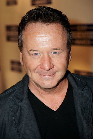 Photo of Jim Kerr from the Latest Netflix gallery