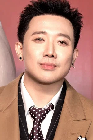 Photo of Trấn Thành from the Latest Netflix gallery