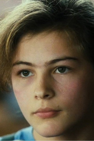 Photo of Claudia Teixeira from the Latest Netflix gallery