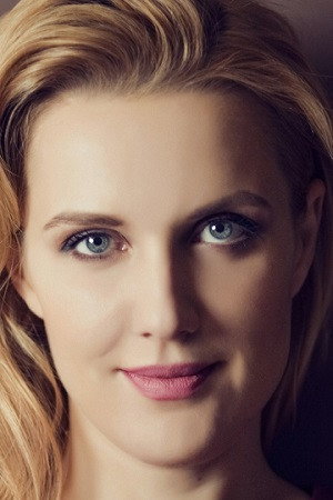 Photo of Oksana Karas from the Latest Netflix gallery