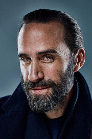 Joseph Fiennes photo