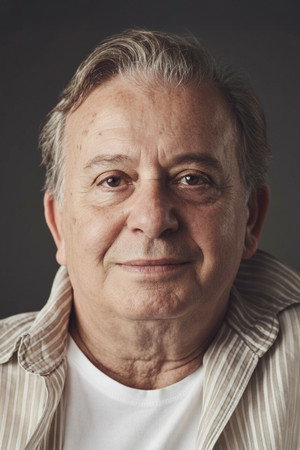 Photo of Seyfi Dursunoğlu from the Latest Netflix gallery