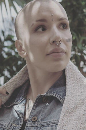 Photo of Ivy De Luna from the Latest Netflix gallery