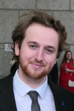 Photo of Matthew Vivian from the Latest Netflix gallery