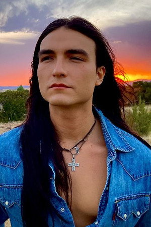 Photo of Dakota Beavers from the Latest Netflix gallery