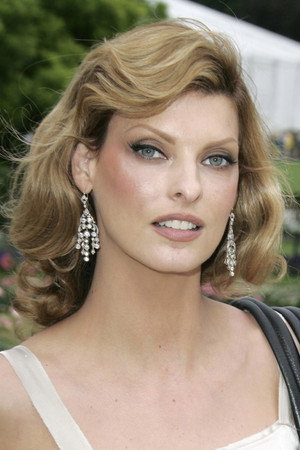 Linda Evangelista photo