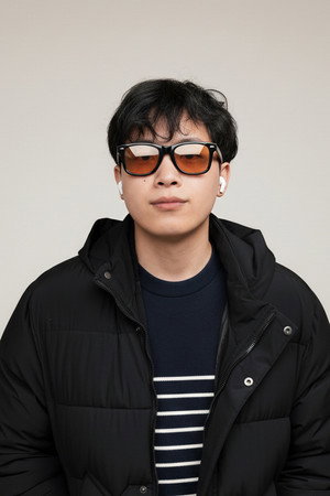 Photo of Surachat Chuenchomsakun from the Latest Netflix gallery