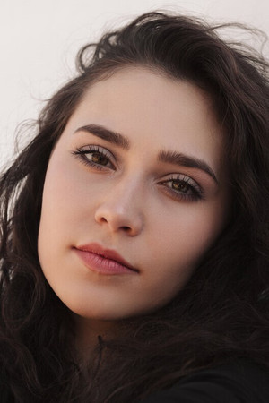 Photo of Rosie Dean from the Latest Netflix gallery