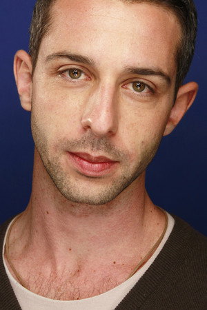 Jeremy Strong photo