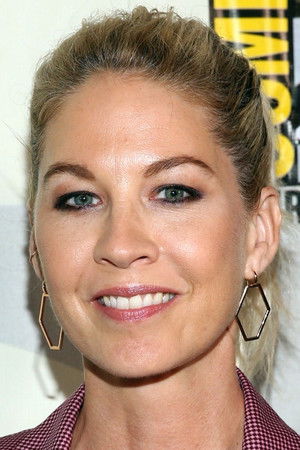 Jenna Elfman photo
