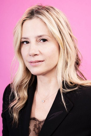 Mira Sorvino photo