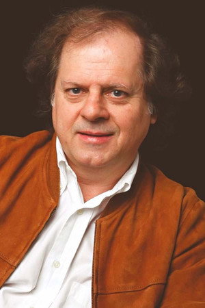 Photo of António Manuel Ribeiro from the Latest Netflix gallery