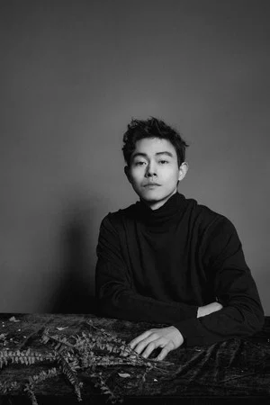 Photo of Chan Dong from the Latest Netflix gallery