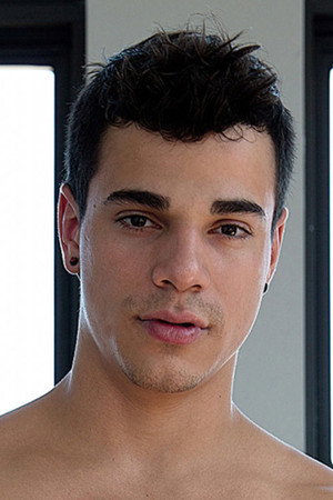 Photo of Levi Karter from the Latest Netflix gallery