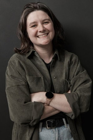 Photo of Sarah Harper from the Latest Netflix gallery