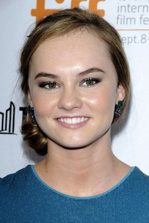 Madeline Carroll photo