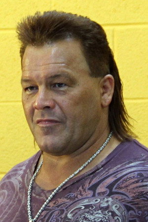 Photo of Chris Chavis from the Latest Netflix gallery