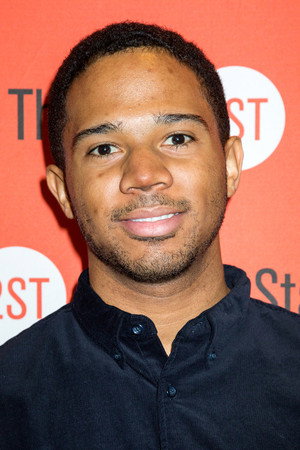 Photo of Chris Myers from the Latest Netflix gallery
