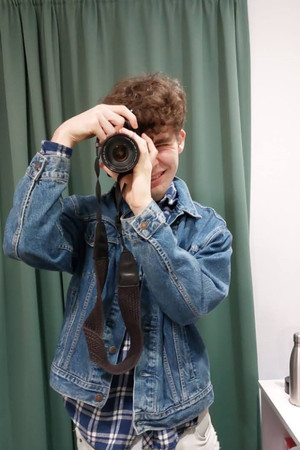 Photo of Ted Clarke from the Latest Netflix gallery