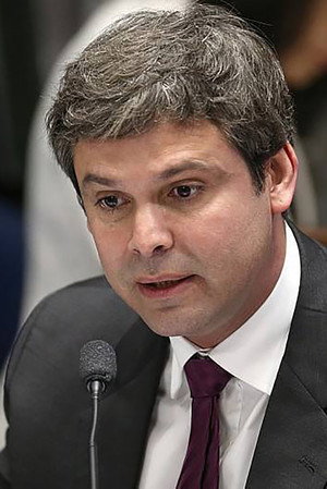 Photo of Lindbergh Farias from the Latest Netflix gallery