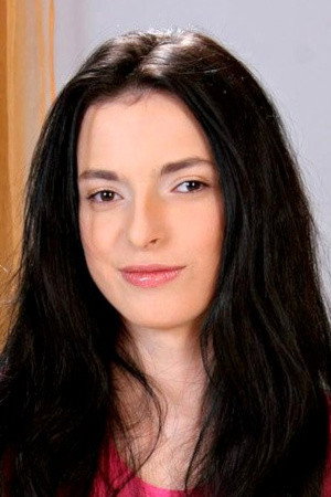 Photo of Larisa from the Latest Netflix gallery
