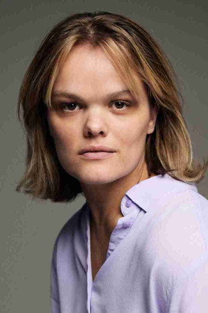 Photo of Tessa Jonge Poerink from the Latest Netflix gallery