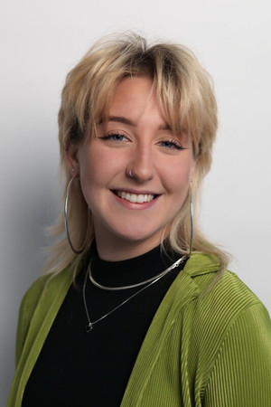 Photo of Niamh West from the Latest Netflix gallery