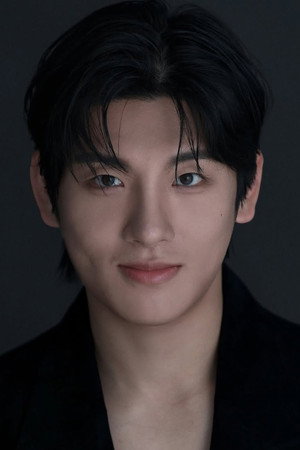 Photo of Choi Jun-hong from the Latest Netflix gallery