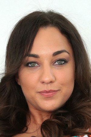 Photo of Amara Romani from the Latest Netflix gallery