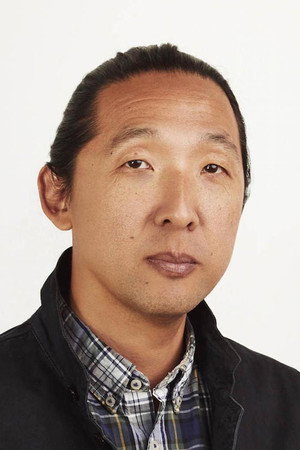 Photo of Kogonada from the Latest Netflix gallery