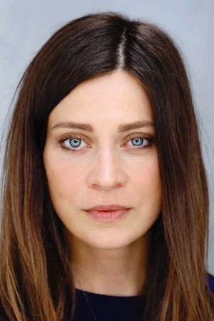 Photo of Claudia Eisinger from the Latest Netflix gallery