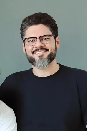 Allan Deberton photo