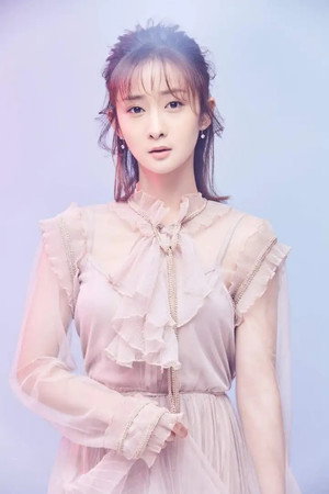 Photo of Vivian Xu from the Latest Netflix gallery