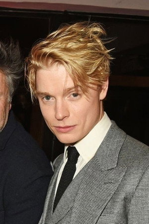 Freddie Fox photo