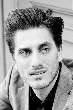 Luca Marinelli photo