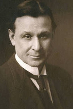 Photo of Charles Ogle from the Latest Netflix gallery