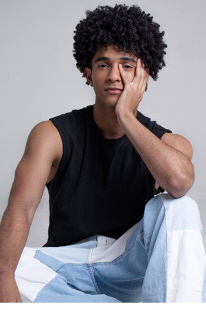 Photo of Carlos Vasconcelos from the Latest Netflix gallery