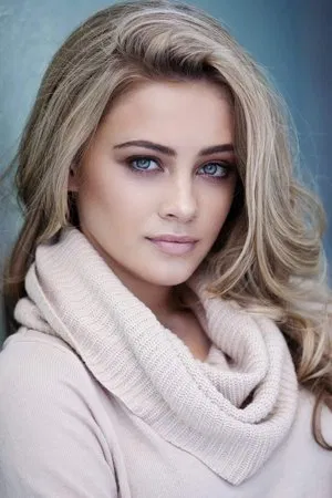 Josephine Langford photo