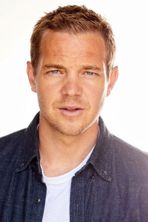 Taylor Handley photo