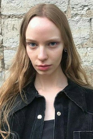 Jette Loona Hermanis photo