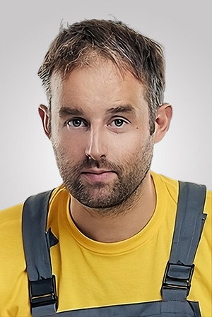 Photo of Simon Romang from the Latest Netflix gallery