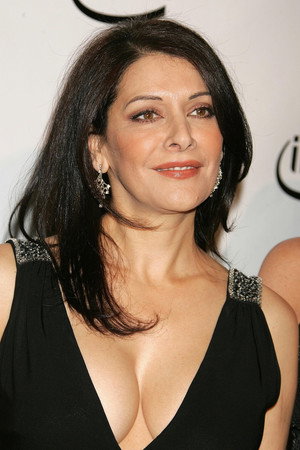 Marina Sirtis photo