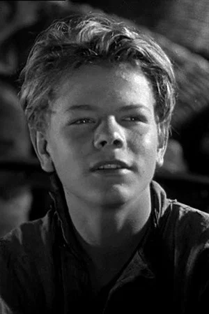 Photo of Aleksei Lyarsky from the Latest Netflix gallery
