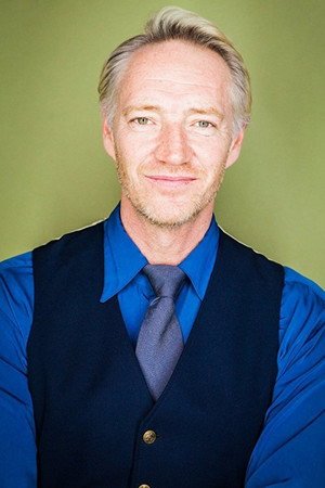 Phillip MacKenzie photo