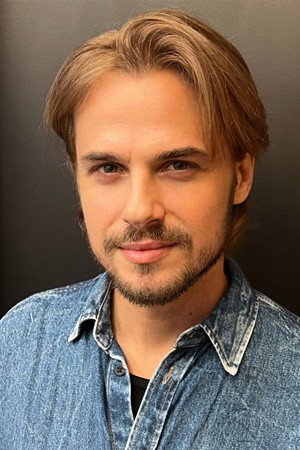 Photo of Daniel Erthal from the Latest Netflix gallery